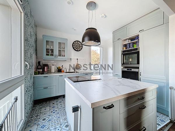 Appartement VAL POMPADOUR (limite CRETEIL) 3 pièces dernier étage avec terrasses et box!