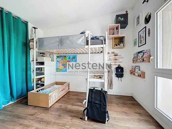 Appartement VAL POMPADOUR (limite CRETEIL) 3 pièces dernier étage avec terrasses et box!