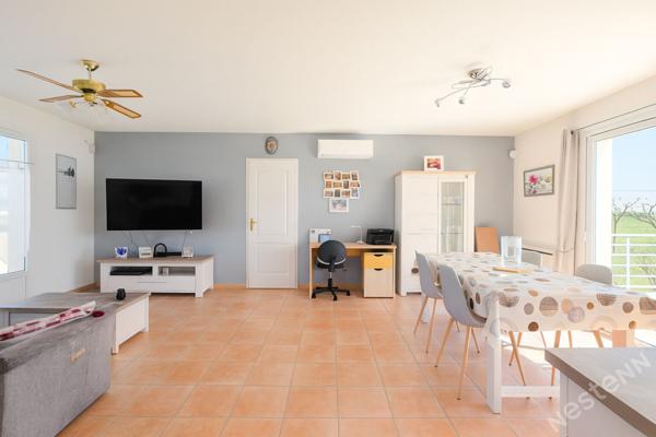 Charmante Maison de Plain-Pied sur un Grand Terrain Clôturé !