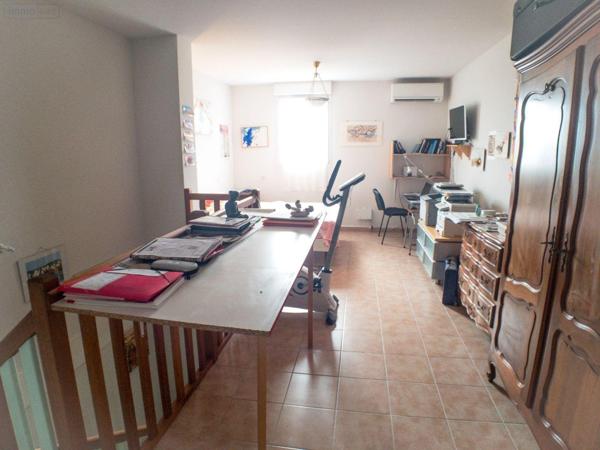 Villa à vendre à Saint-Gilles dans le Gard (30800), ref : 11411/452