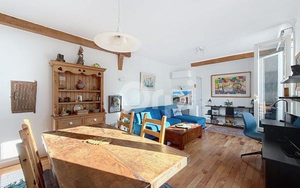 Appartement à vendre    2 pièces • 47 m2 Paris 15