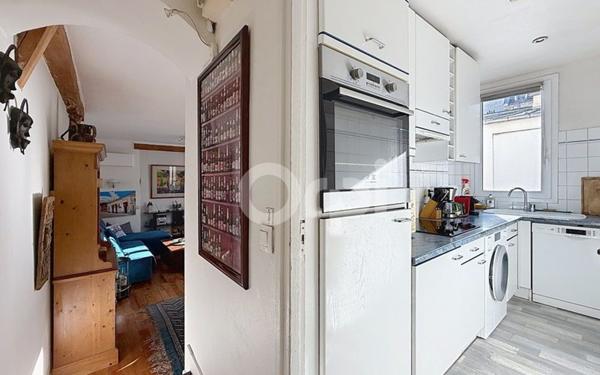 Appartement à vendre    2 pièces • 47 m2 Paris 15