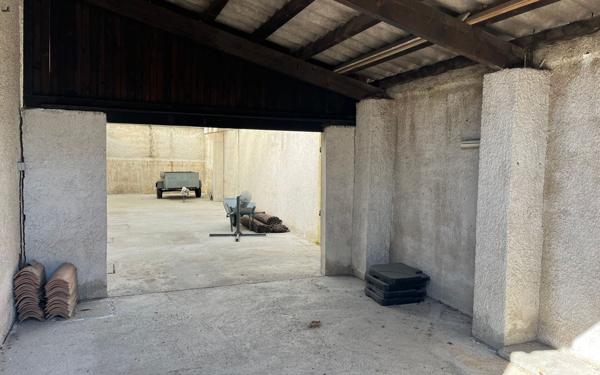 Maison à vendre    4 pièces •  Sorgues