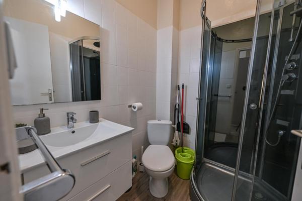 Ensemble 3 appartements 80 m² Vichy Coeur de ville proche Opéra idéal location courte durée idéal investisseur