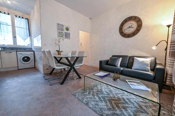 Ensemble 3 appartements 80 m² Vichy Coeur de ville proche Opéra idéal location courte durée idéal investisseur