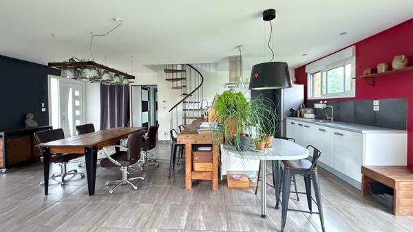 LA ROCHE SUR YON MAISON A VENDRE