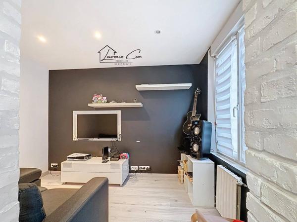 LAndéda - À Vendre – Maison à Rénover avec Grand Terrain Constructible