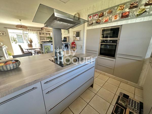 Maison à Fontenay Le Comte de plain-pied.