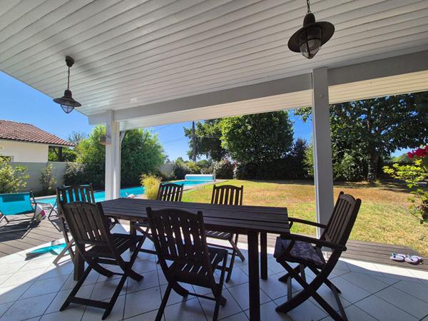 LEOGNAN-Maison familiale 180 m2 - sur 900 m² de terrain