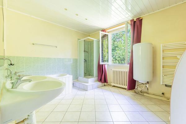 Maison Champlan 11 pièce(s) 371 m2