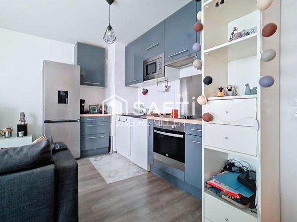 T2 avec grand balcon et parking - Mairie de Mons