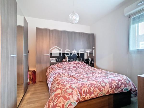 T2 avec grand balcon et parking - Mairie de Mons