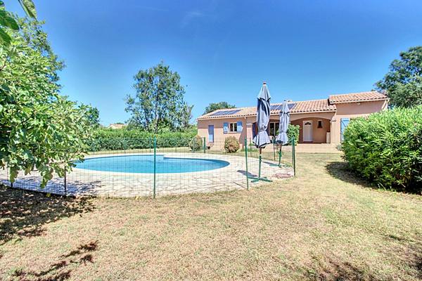 À VENDRE EN EXCLUSIVITÉ Maison de plain-pied à VIDAUBAN - Piscine - Double garage - Panneaux photovoltaïques