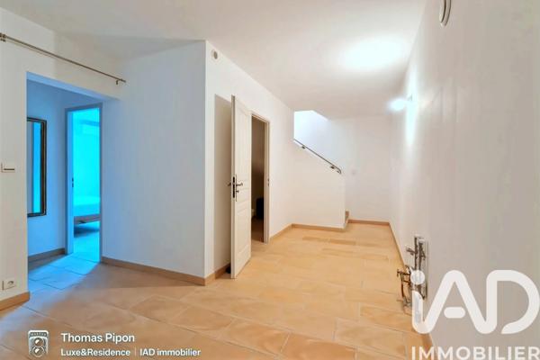 Maison à vendre 8 pièces 165 m² Hyères