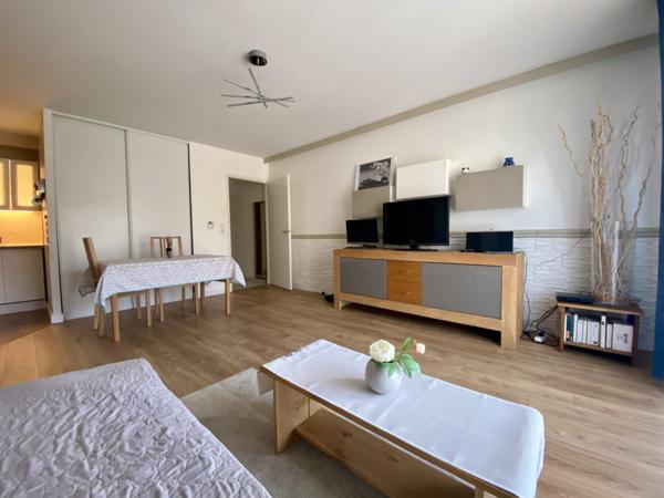 SECTEUR HOPITAL – PROCHE VIEUX PORT