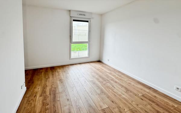 Appartement à vendre    3 pièces • 58,52 m2 Romainville