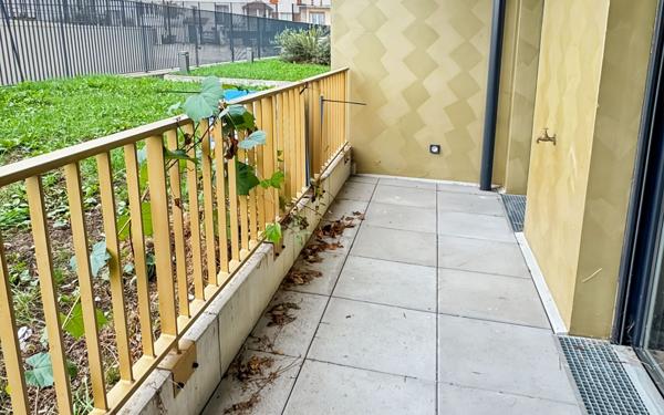 Appartement à vendre    3 pièces • 58,52 m2 Romainville