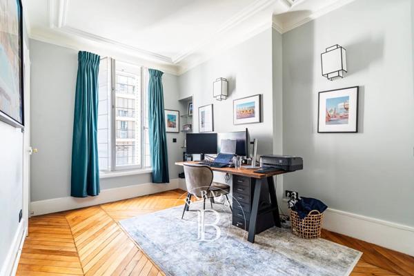 Neuilly-sur-Seine, Appartement 3 Chambres -  102 m² à vendre