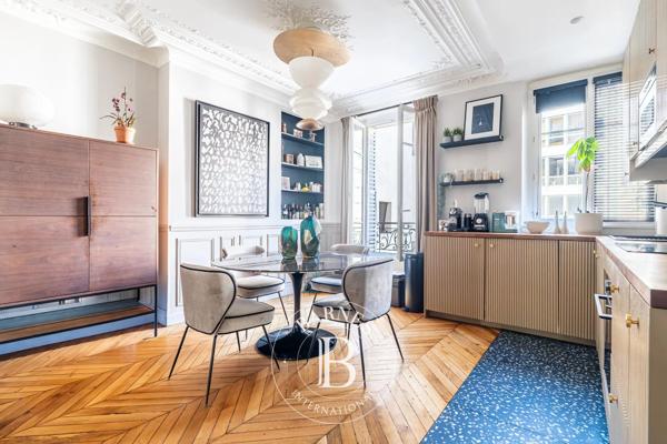Neuilly-sur-Seine, Appartement 3 Chambres -  102 m² à vendre
