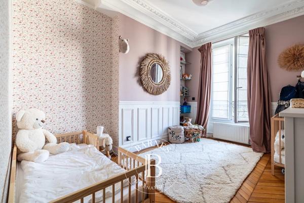 Neuilly-sur-Seine, Appartement 3 Chambres -  102 m² à vendre