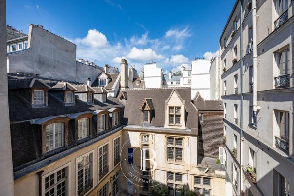 Paris 4ème, Appartement 1 Chambre -  62 m² à vendre