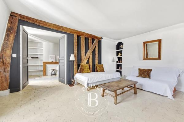 Paris 4ème, Appartement 1 Chambre -  62 m² à vendre