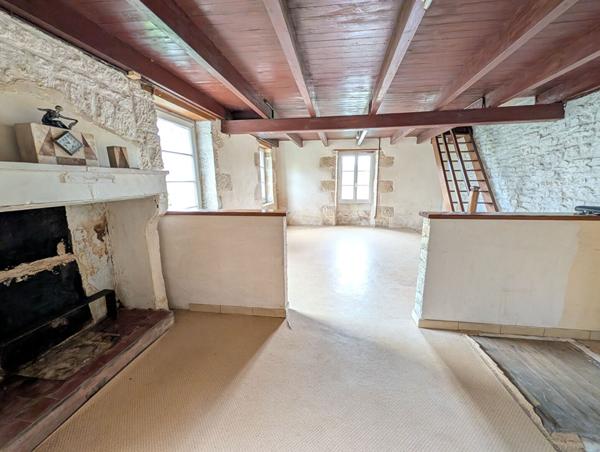 Maison en pierre 10 mn St Maixent l'école, La mothe st heray 79800