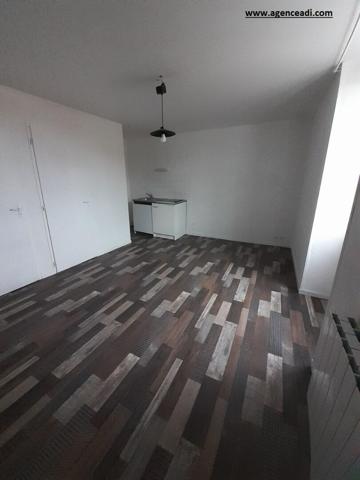 STUDIO ST MAIXENT L ECOLE - 1 pièce(s) - 21 m2, St maixent l ecole 79400