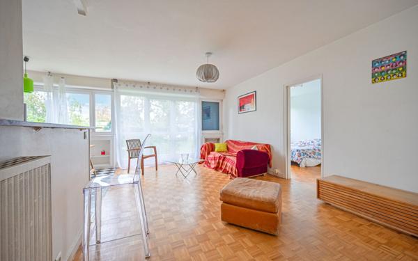 Appartement à vendre    3 pièces • 62,14 m2 Montreuil