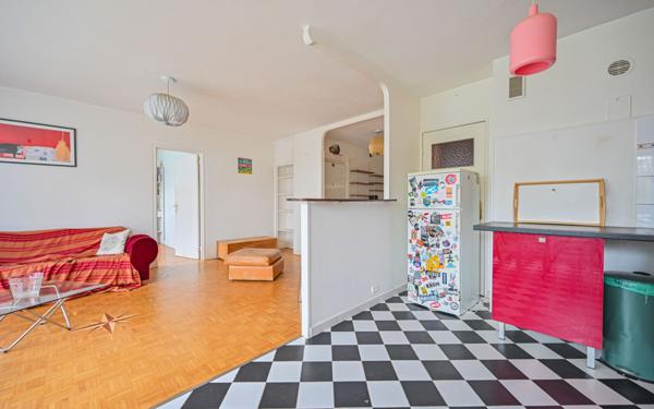 Appartement à vendre    3 pièces • 62,14 m2 Montreuil