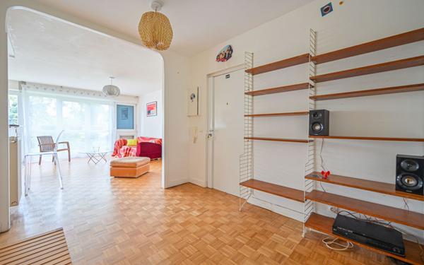 Appartement à vendre    3 pièces • 62,14 m2 Montreuil