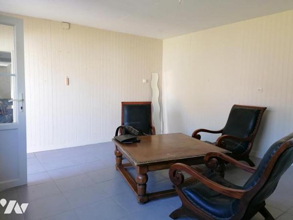 MAISON DE PAYS A RENOVER