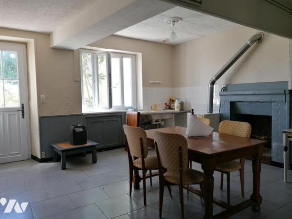 MAISON DE PAYS A RENOVER