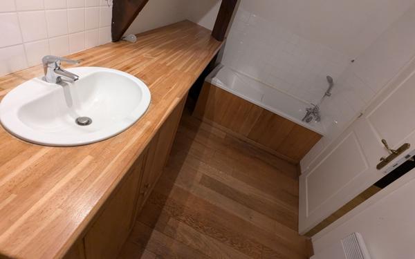 Appartement à louer    1 pièce • 24 m2 Caen