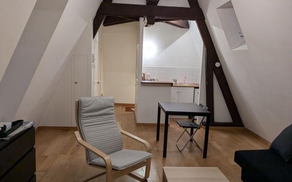 Appartement à louer    1 pièce • 24 m2 Caen