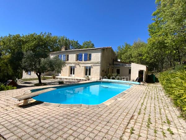 Propriété 325 m2 Pierrevert