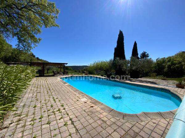 Propriété 325 m2 Pierrevert