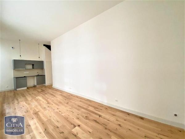 Appartement à louer 3 pièces 72.8m²