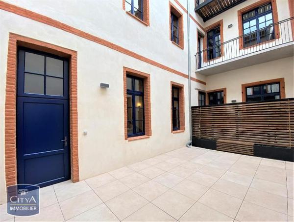 Appartement à louer 3 pièces 72.8m²