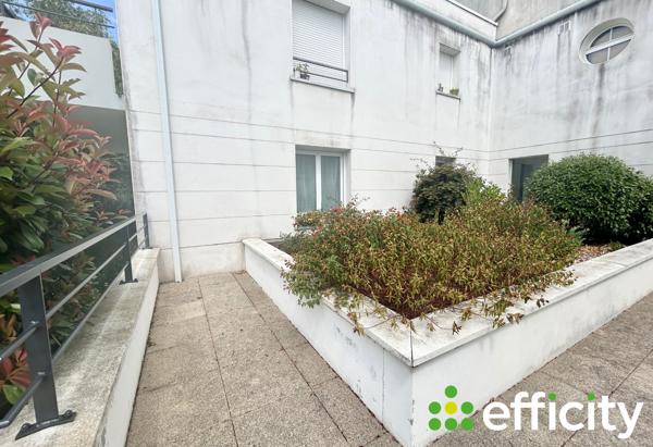Appartement
         3 pièces
        - 68 m² Exclusivité 160 000 € *