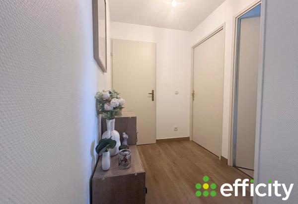 Appartement
         3 pièces
        - 68 m² Exclusivité 160 000 € *