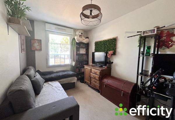 Appartement
         3 pièces
        - 68 m² Exclusivité 160 000 € *