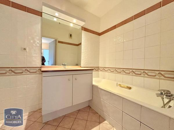 Appartement à louer 2 pièces 45.11m²