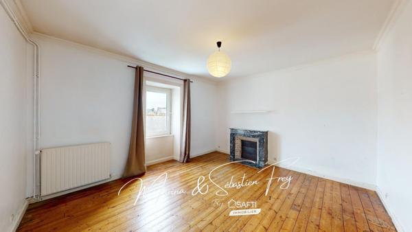 LANNION – MAISON DE VILLE DE CARACTÈRE AVEC TERRASSE PRIVATIVE