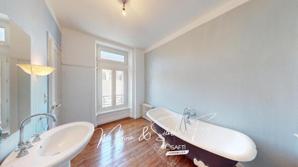 LANNION – MAISON DE VILLE DE CARACTÈRE AVEC TERRASSE PRIVATIVE