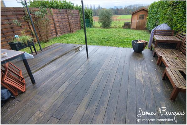 Maison T6 de 110 m² (125 m² au sol) lumineuse au calme en bordure de champs