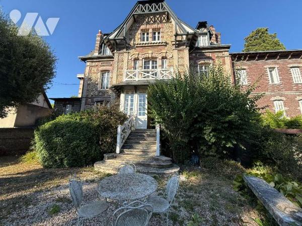 MAISON DE CARACTÈRE - VENTE - ROUEN, QUARTIER JOUVENET

Maison ancienne à Rouen, quartier Jou...