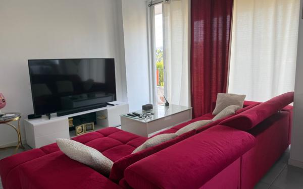 Appartement à vendre    2 pièces • 40,22 m2 Marseille 9