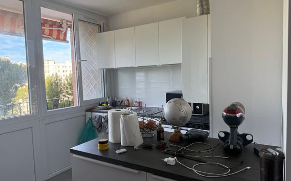 Appartement à vendre    2 pièces • 40,22 m2 Marseille 9