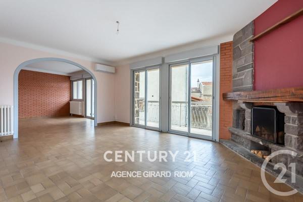 Appartement F4 à vendre  4 pièces - 105 m2 CHATEL GUYON - 63